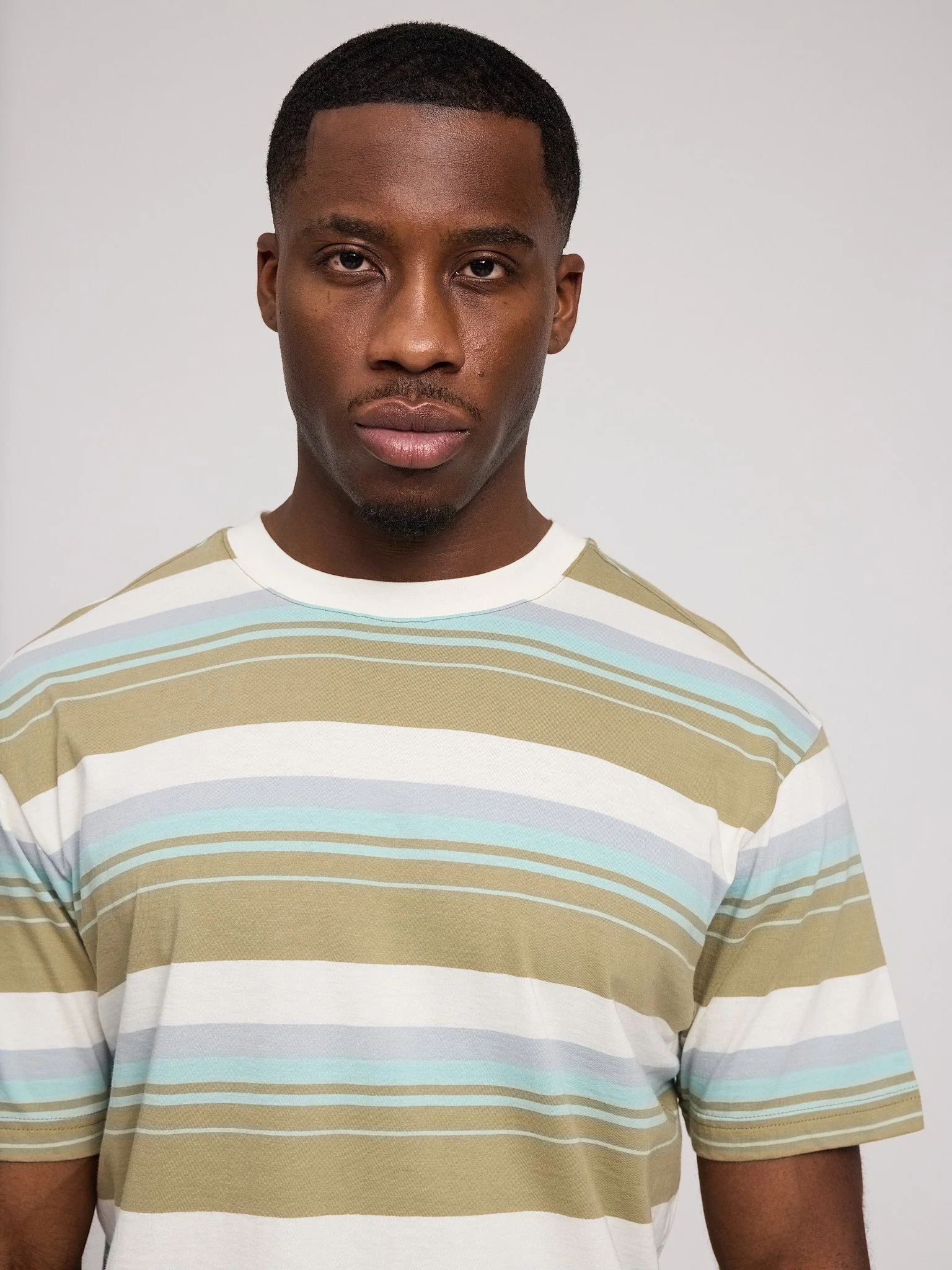 Bold Striped T-Shirt - Image 8
