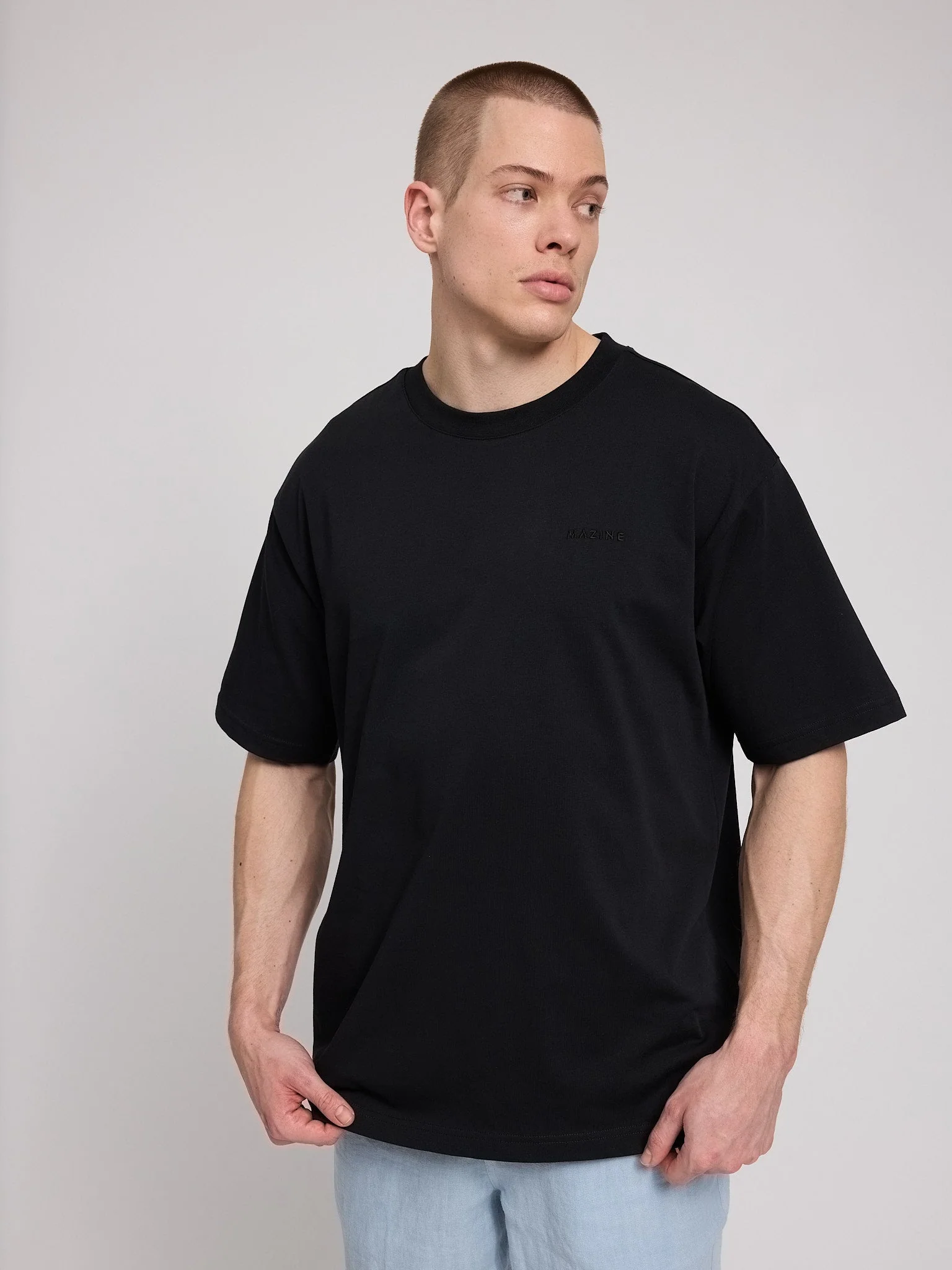 Heavy Basic T-Shirt - Image 17