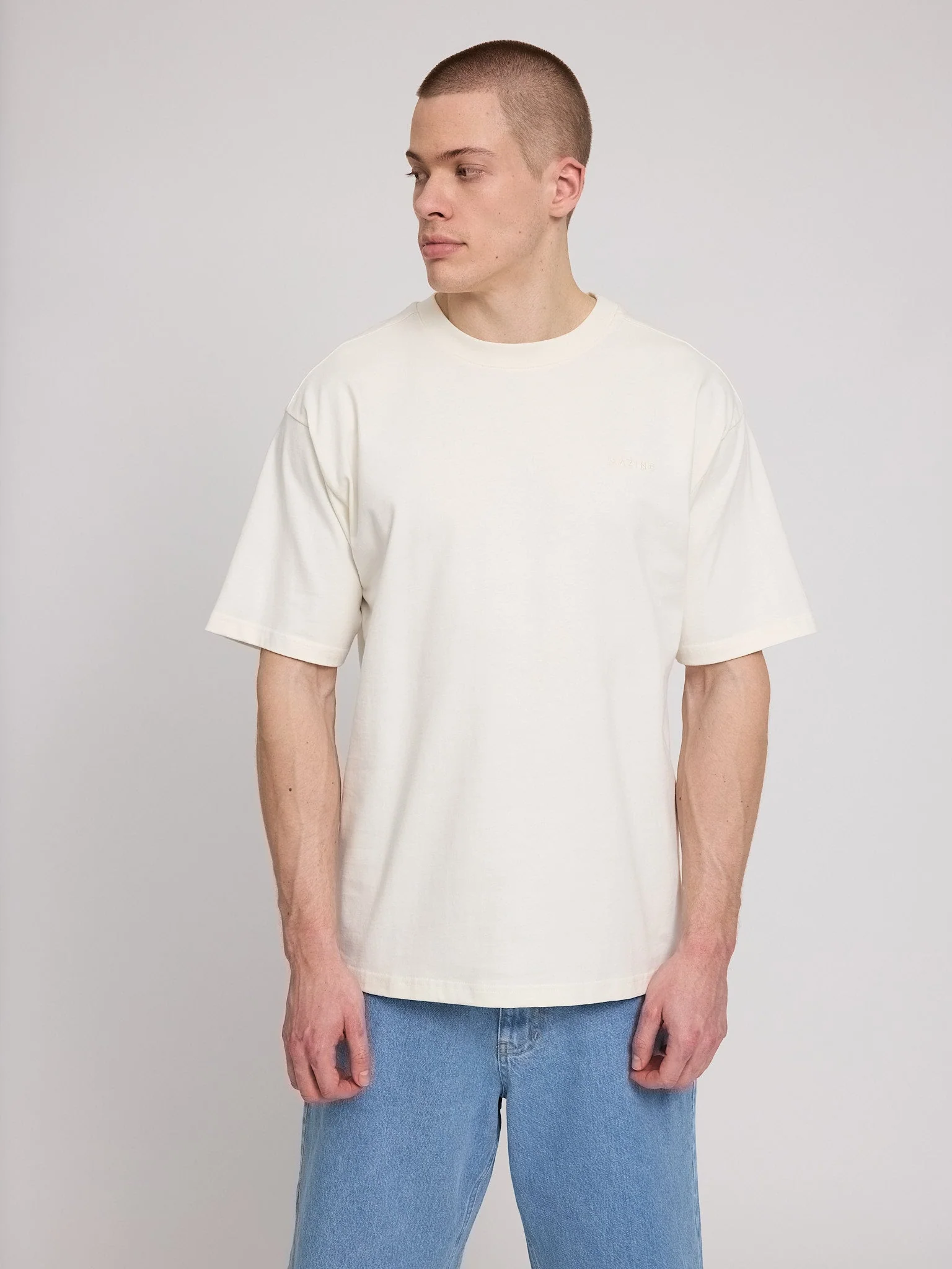 Heavy Back Print T-Shirt - Image 7