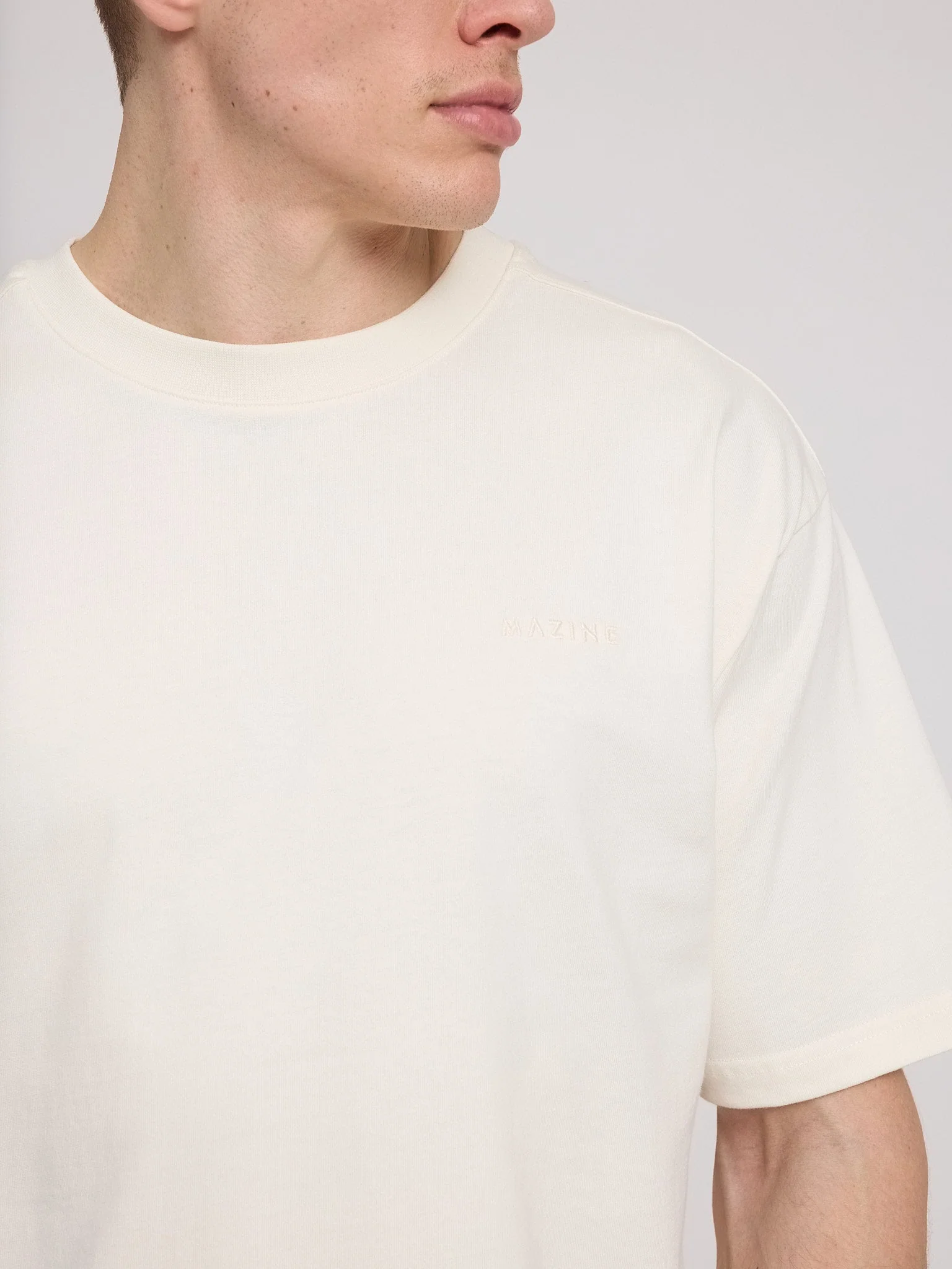 Heavy Back Print T-Shirt - Image 9
