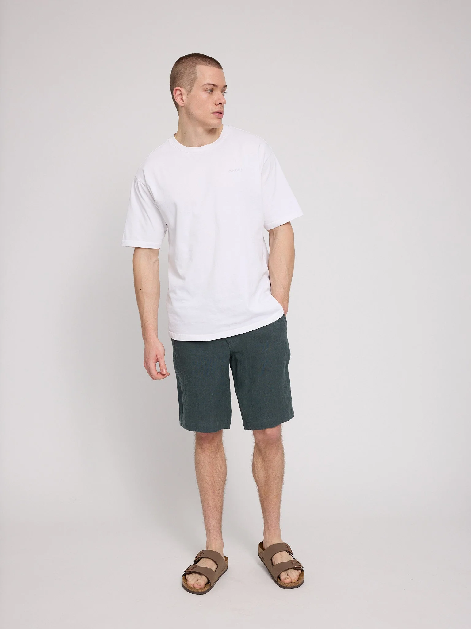 Regular Linen Shorts - Image 15