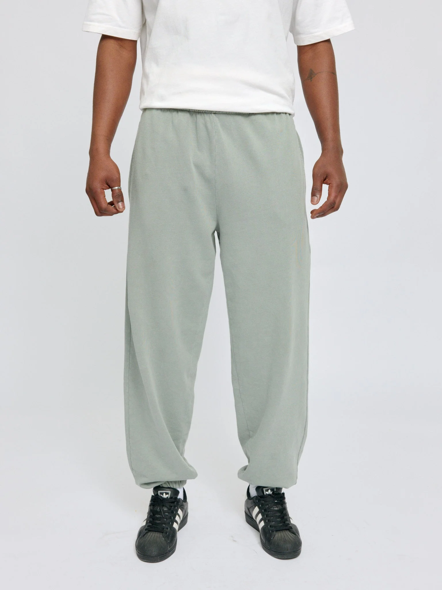Genderless Natural Dye Sweat Pants - Image 32