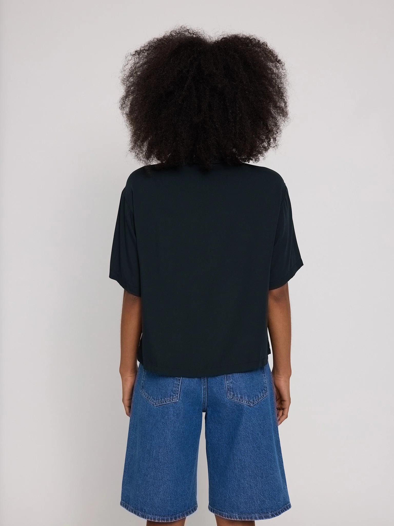 Short Sleeve Viscose Shirt - Image 20
