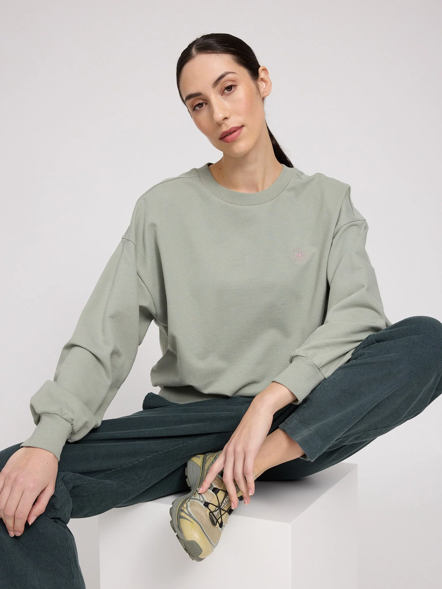 Back Print Sweatshirt - Image 23