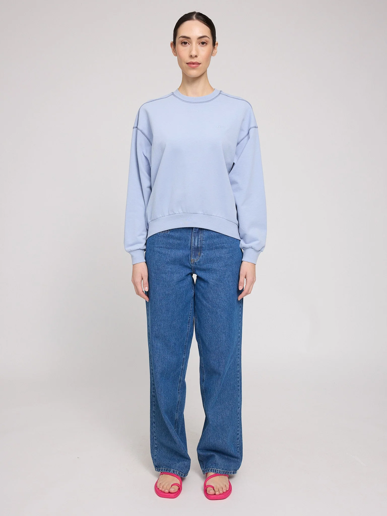 Basic Sweatshirt - Image 10