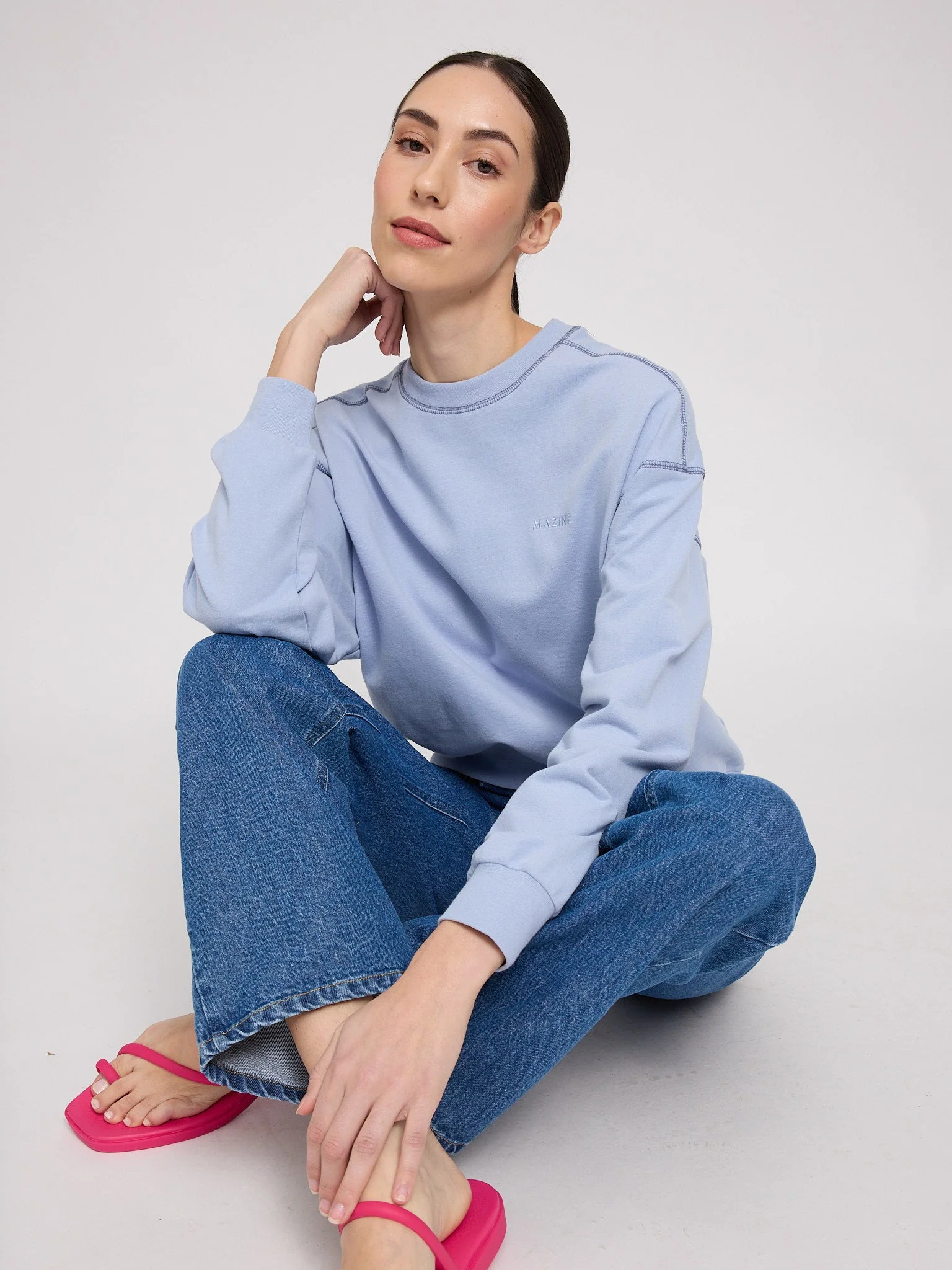 Basic Sweatshirt - Image 11