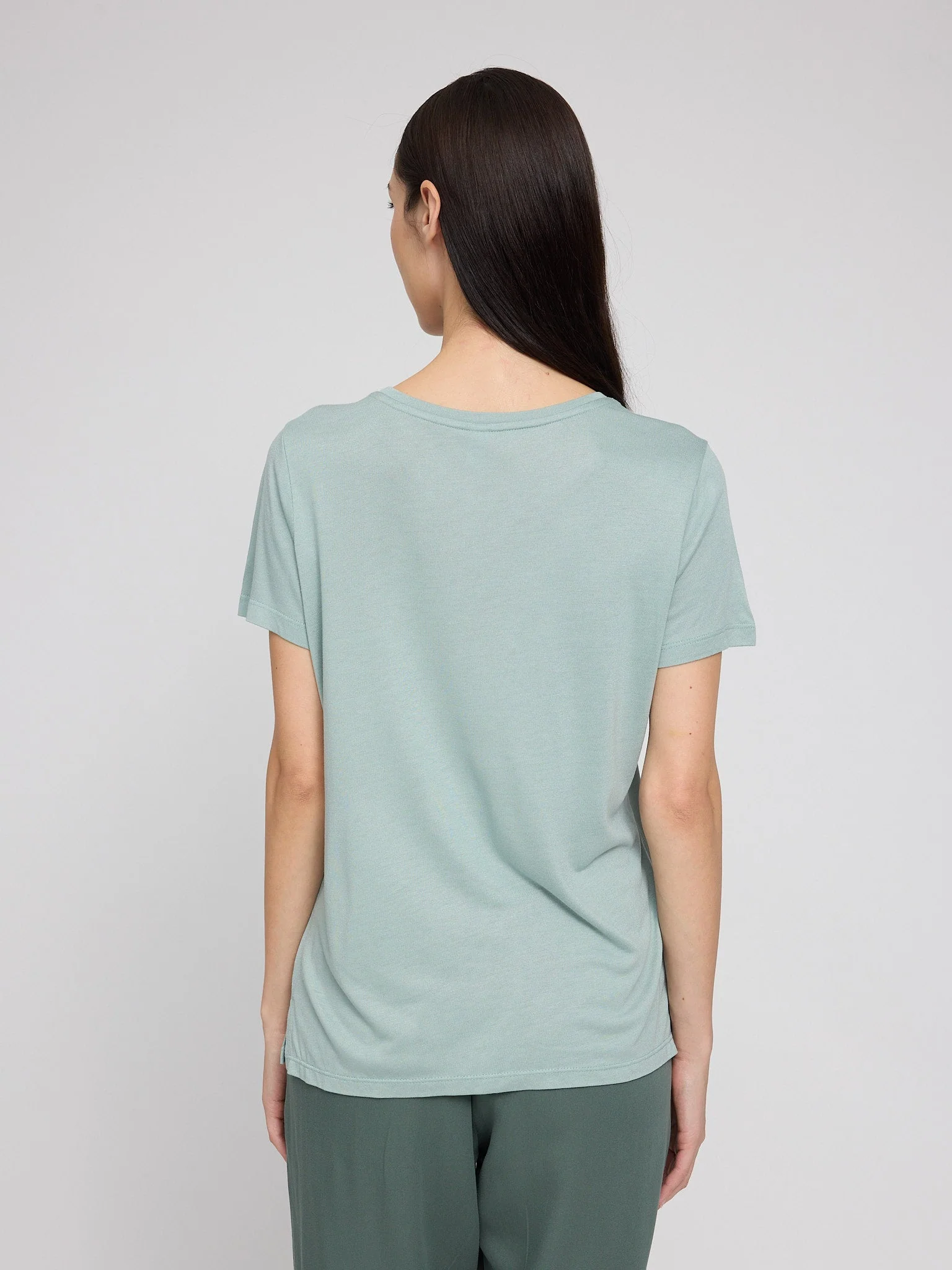 Ecovero Viscose Basic T-Shirt - Image 13