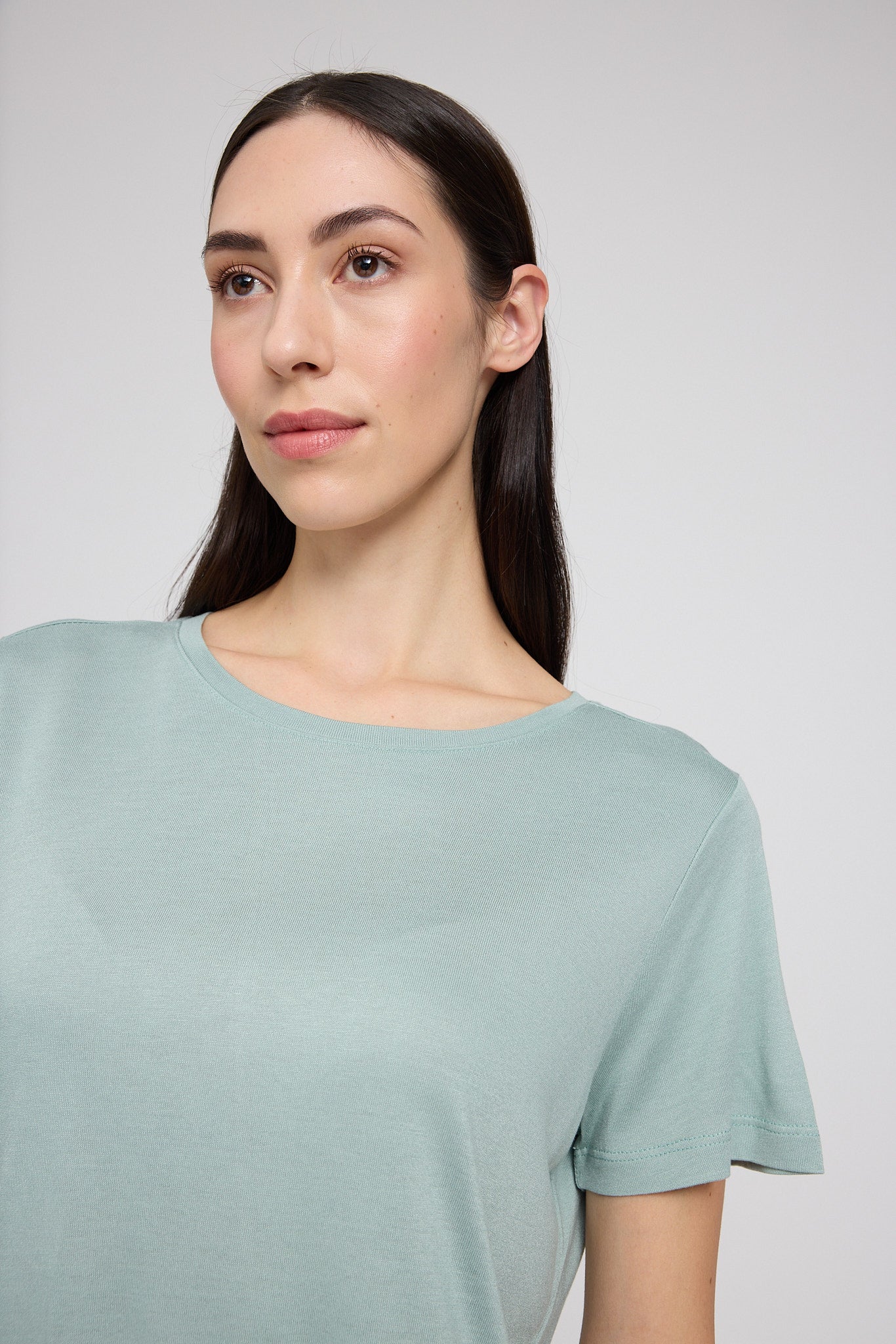 Ecovero Viscose Basic T-Shirt - Image 14