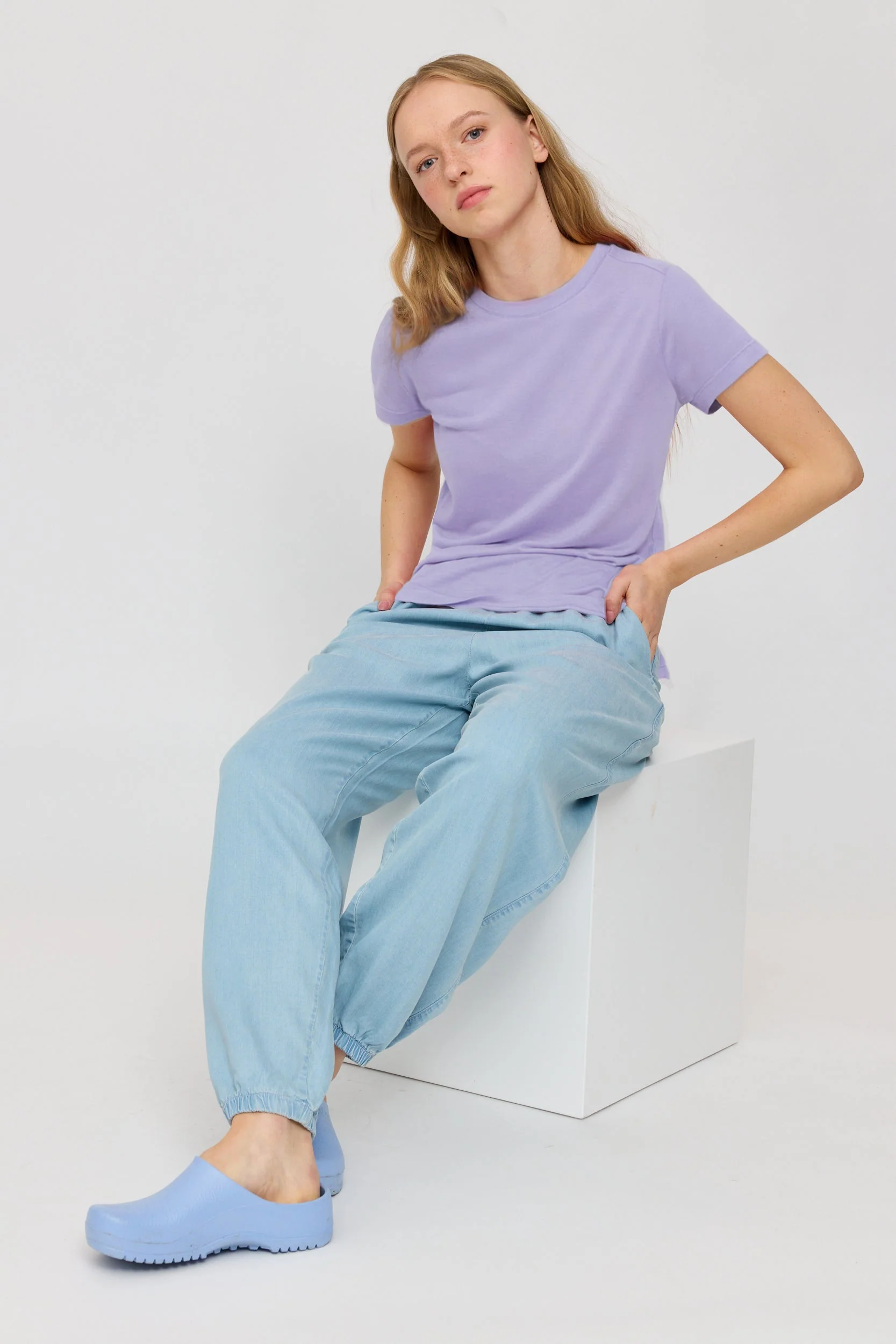Ecovero Viscose Basic T-Shirt - Image 4