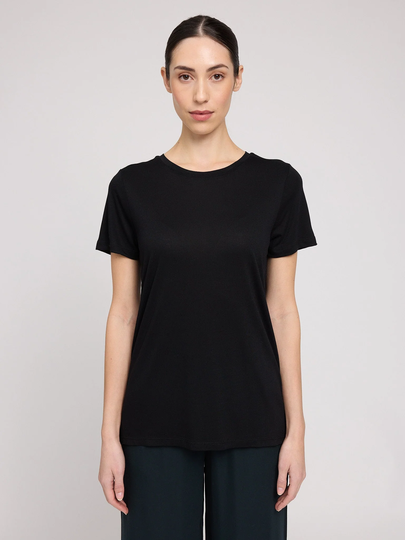 Ecovero Viscose Basic T-Shirt - Image 6