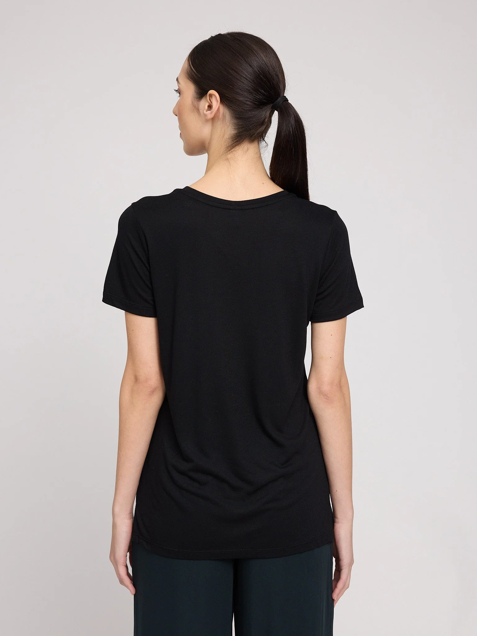 Ecovero Viscose Basic T-Shirt - Image 7