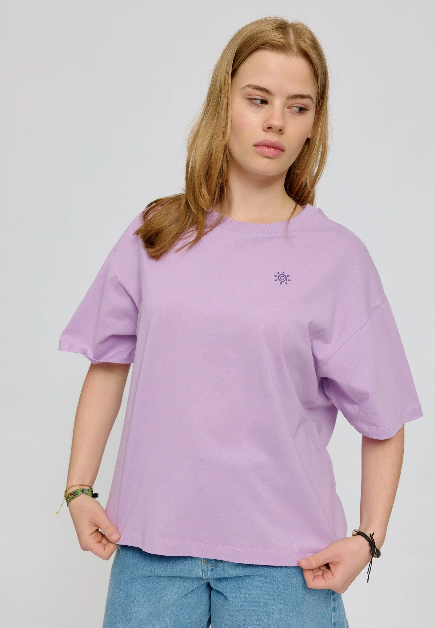 Back Print T-Shirt - Image 5