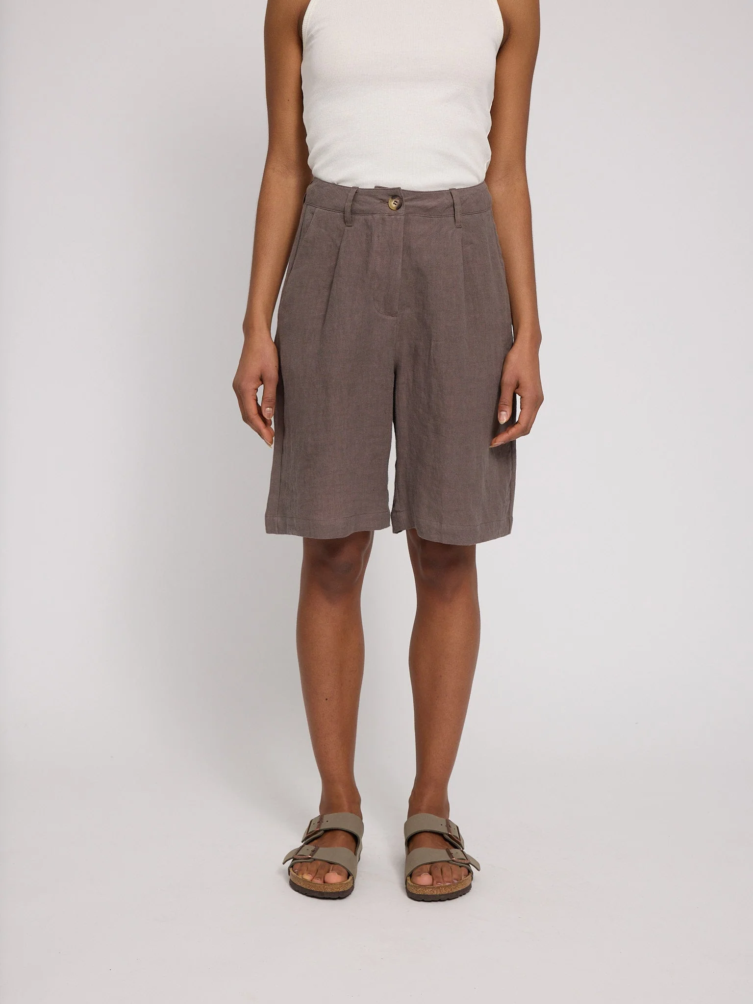 Linen Bermuda Shorts - Image 7