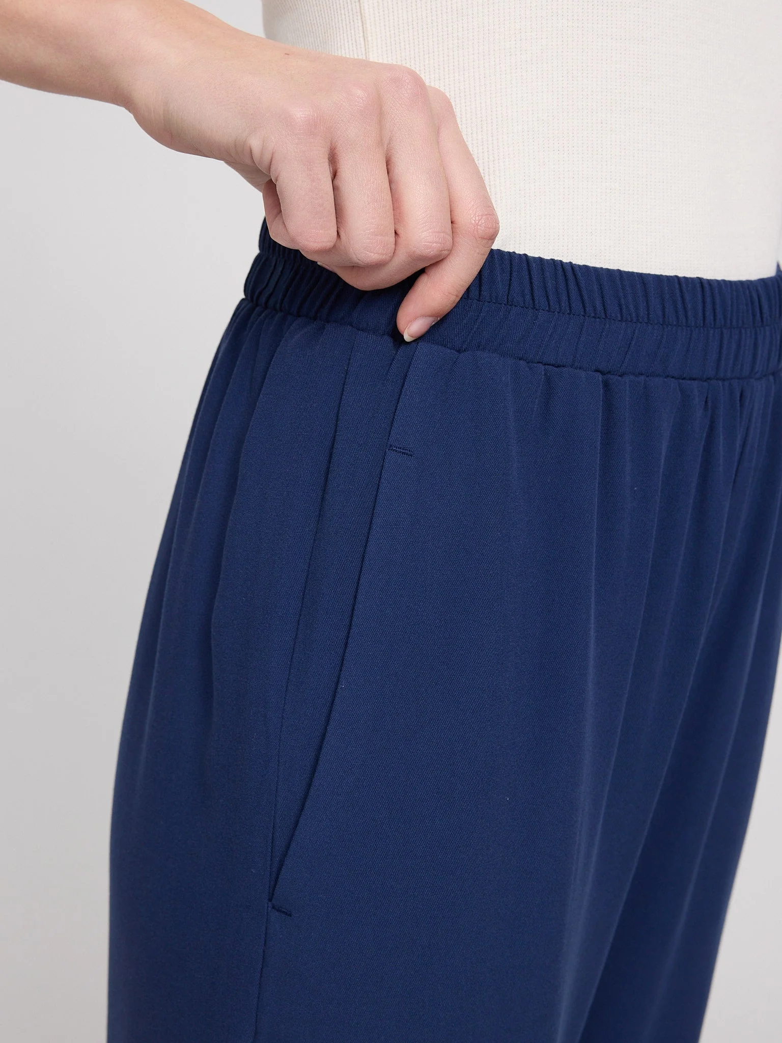 Straight Leg Viscose Pants - Image 3